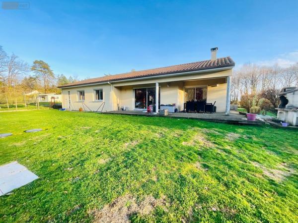 Maison individuelle à vendre à Ambazac en Haute-Vienne (87240), ref : MGC/1147