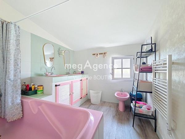 Maison à LE PUISET-DORE, 49600 - 8 pièces 182m²