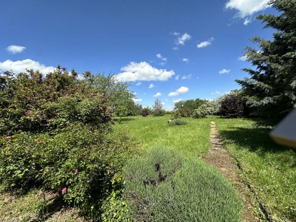 Vente Maison92 m² - 4 Pièces - BESSAIS LE FROMENTAL (18210)