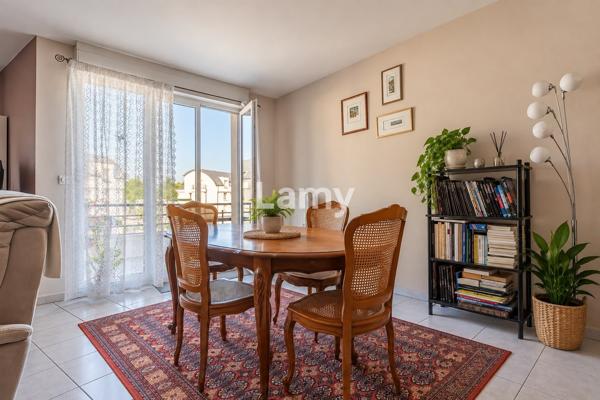 Parking + annexe + parking + appartement