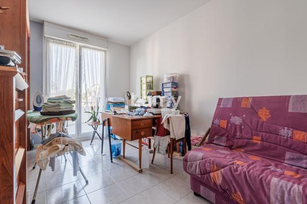 Parking + annexe + parking + appartement