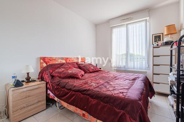 Parking + annexe + parking + appartement