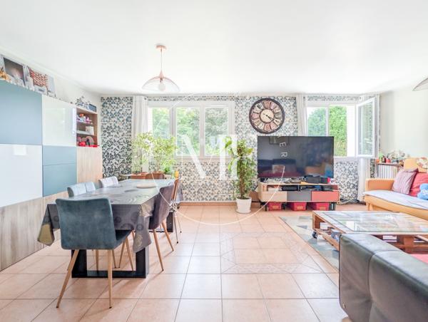 Appartement
         3 pièces
        - 63 m² Exclusivité 259 000 € *
