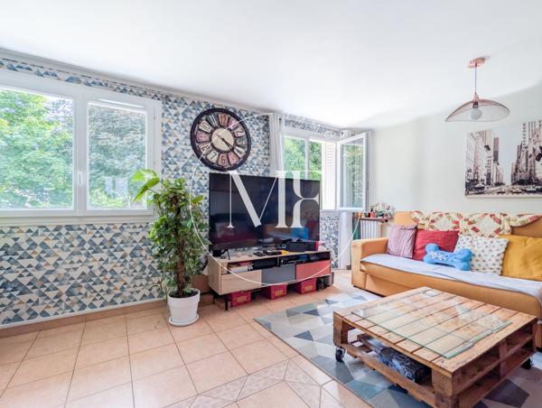 Appartement
         3 pièces
        - 63 m² Exclusivité 259 000 € *