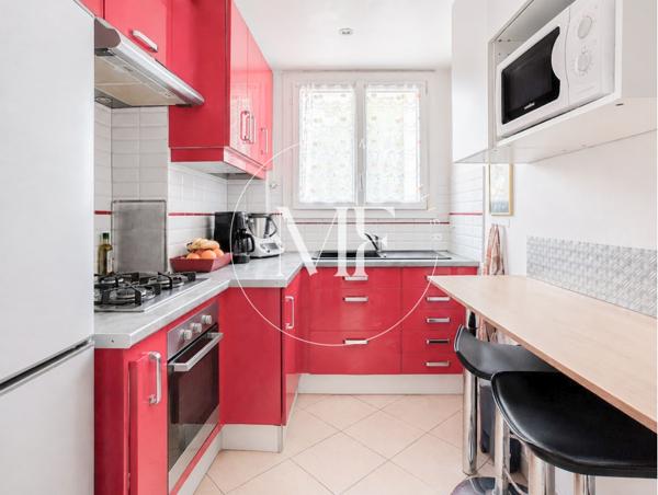 Appartement
         3 pièces
        - 63 m² Exclusivité 259 000 € *