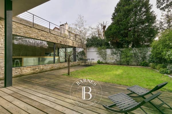 Colombes, Maison 4 Chambres -  330 m² à vendre