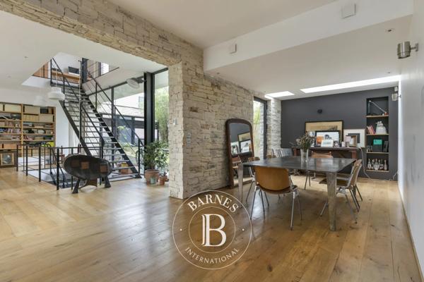 Colombes, Maison 4 Chambres -  330 m² à vendre