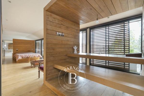 Colombes, Maison 4 Chambres -  330 m² à vendre