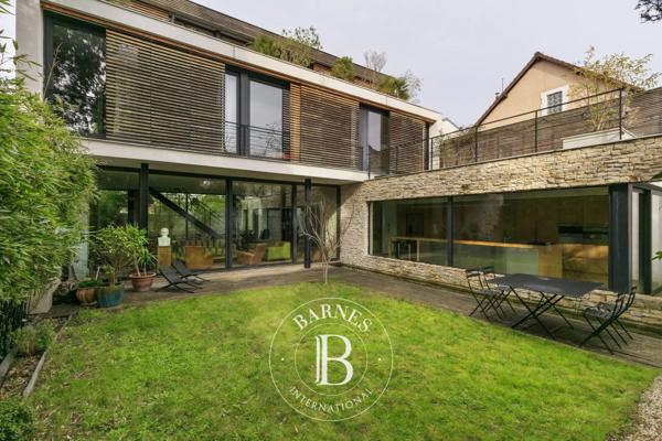 Colombes, Maison 4 Chambres -  330 m² à vendre