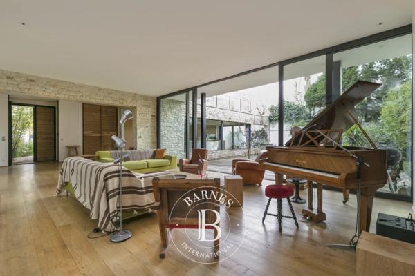 Colombes, Maison 4 Chambres -  330 m² à vendre