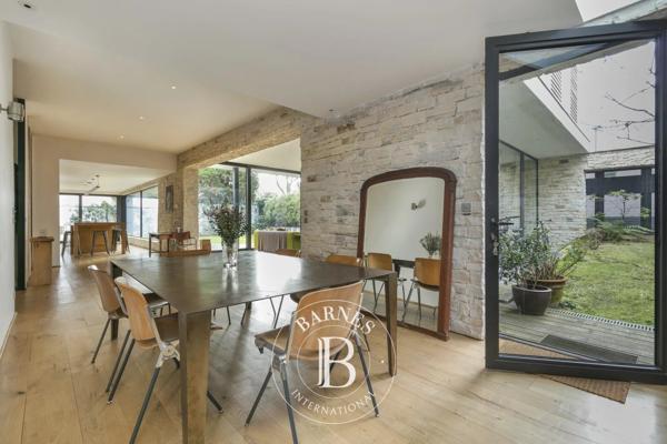 Colombes, Maison 4 Chambres -  330 m² à vendre