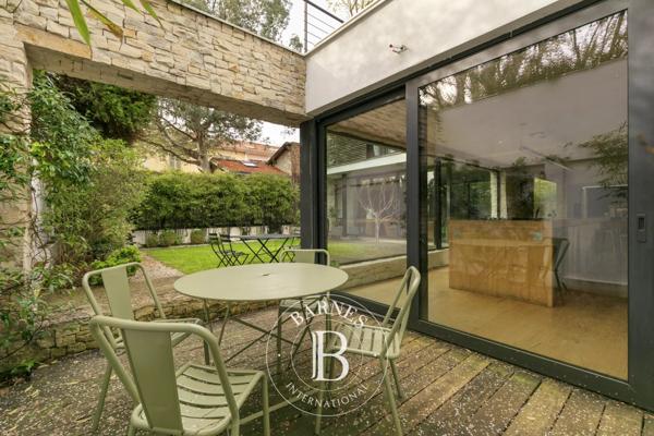 Colombes, Maison 4 Chambres -  330 m² à vendre