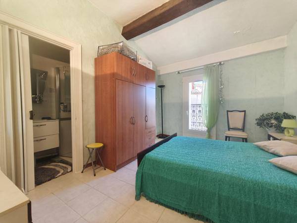 Saint-Pargoire (34230) Maison de villageT5 de 120m2 avec garage, cours exterieure possibilités de diviser