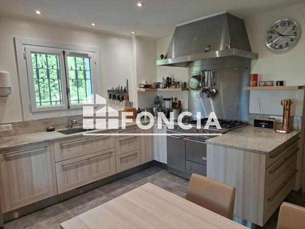 À vendre Maison 9 pièces 350 m² - Antibes 06160