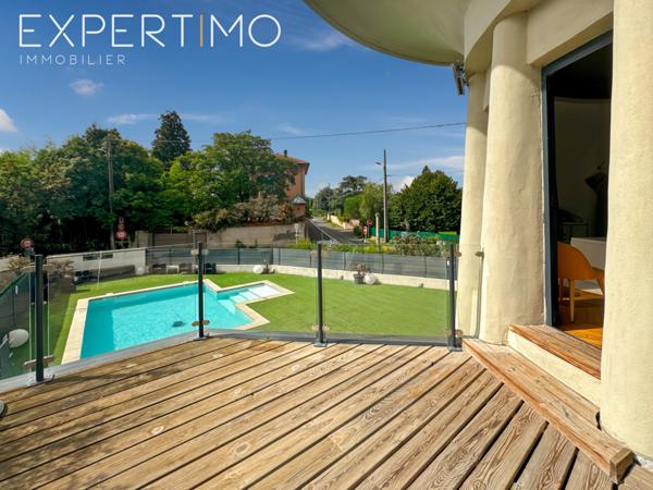 Trévoux (01600) BIEN ATYPIQUE – ANCIEN CHÂTEAU D’EAU ENTIÈREMENT RÉHABILITÉ – VUE PANORAMIQUE À 360° – TREVOUX