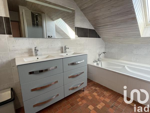 Maison à vendre 6 pièces 155 m² Baugé-en-Anjou