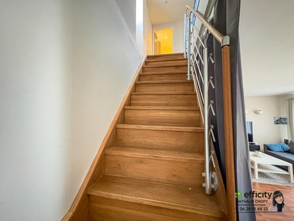 Maison 6 pièces - 154 m² Exclusivité efficity