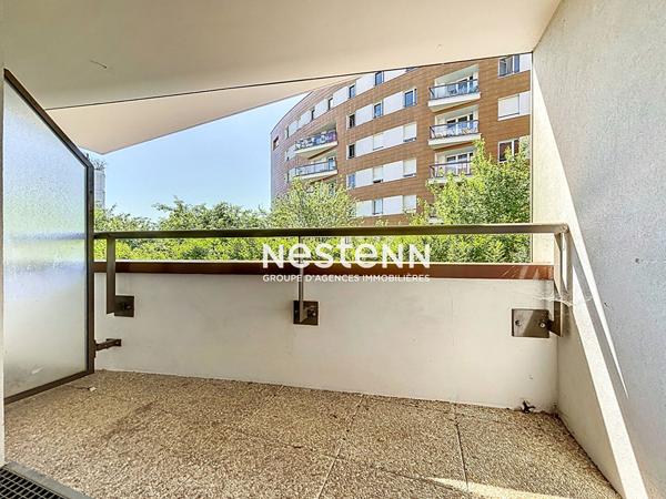 ISSY LES MOULINEAUX - FORT D'ISSY - Vente appartement 2 pièces de 42,60 m² avec un balcon de 2,40 m²
