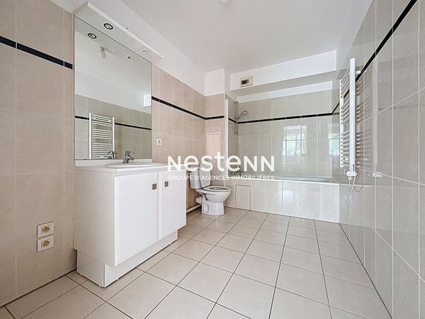 ISSY LES MOULINEAUX - FORT D'ISSY - Vente appartement 2 pièces de 42,60 m² avec un balcon de 2,40 m²