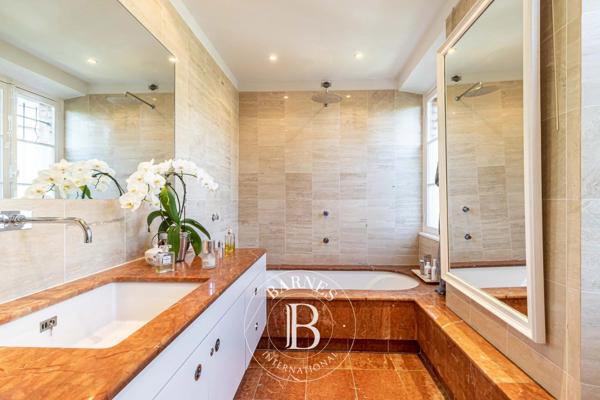 Cannes, Villa 8 Chambres -  450 m² à vendre