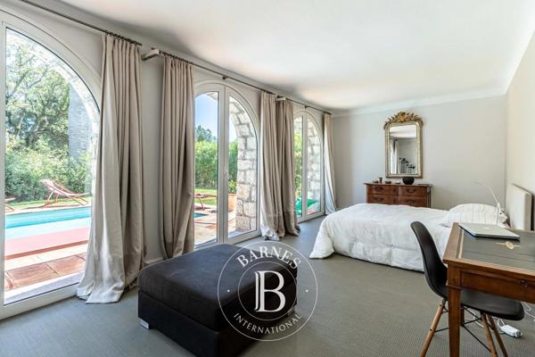 Cannes, Villa 8 Chambres -  450 m² à vendre