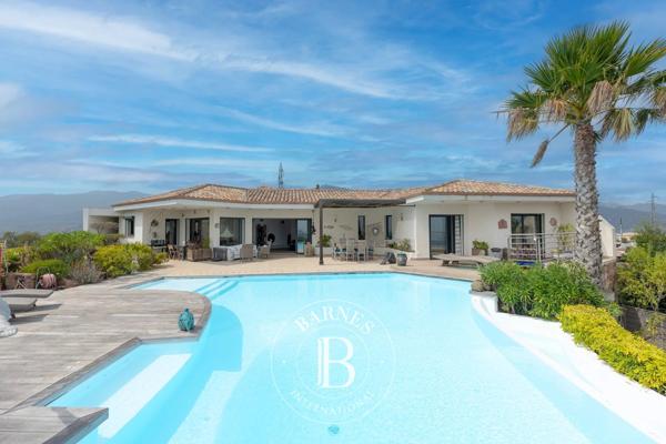 Porto-Vecchio, Villa 6 Chambres -  307 m² à vendre