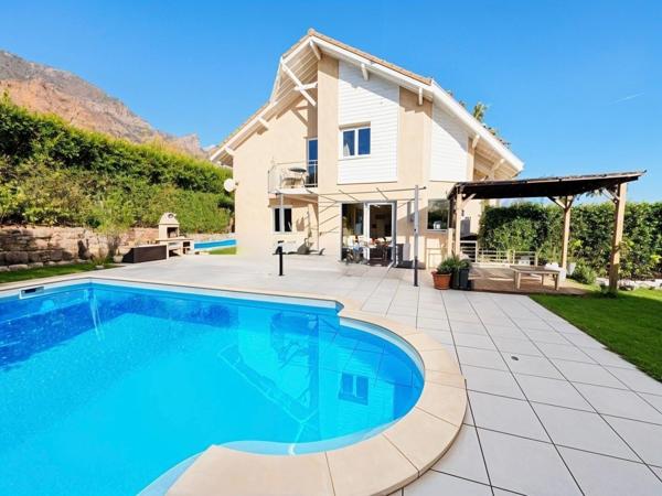 Maison 151m2 avec piscine