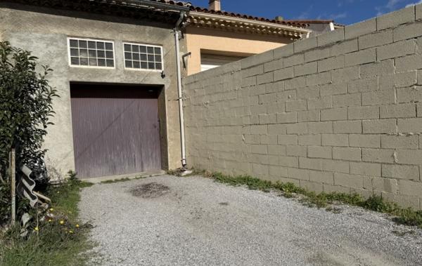 Vente Maison Avec garage et cour à rénover Lezignan-corbieres   