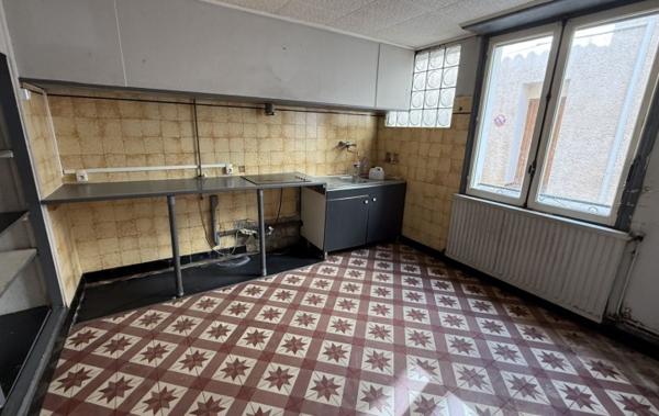 Vente Maison Avec garage et cour à rénover Lezignan-corbieres   