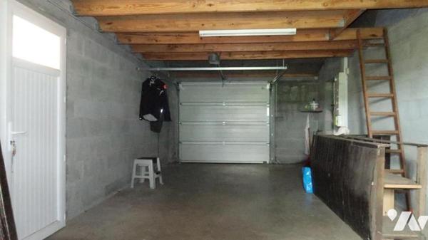 LA MEILLERAIE TILLAY, LUMINEUSE ET FONCTIONNELLE MAISON D'HABITATION DE PLAIN-PIED DE 2008.