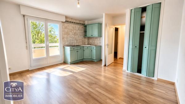 Appartement à vendre 2 pièces 33.4m² Cambrai (59400)