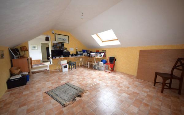 Maison à vendre    8 pièces •  Étiolles