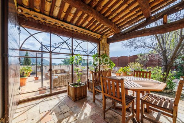 Cassis - Maison de caractère- 10P - 260M2 - Vue Cap Canaille et Mer