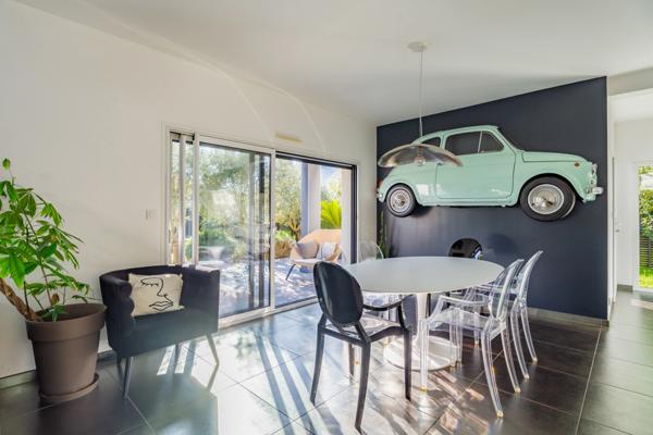 Maison contemporaine de prestige à vendre LARMOR BADEN (56)