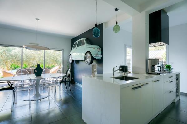 Maison contemporaine de prestige à vendre LARMOR BADEN (56)