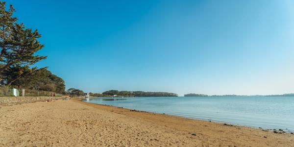 Maison contemporaine de prestige à vendre LARMOR BADEN (56)