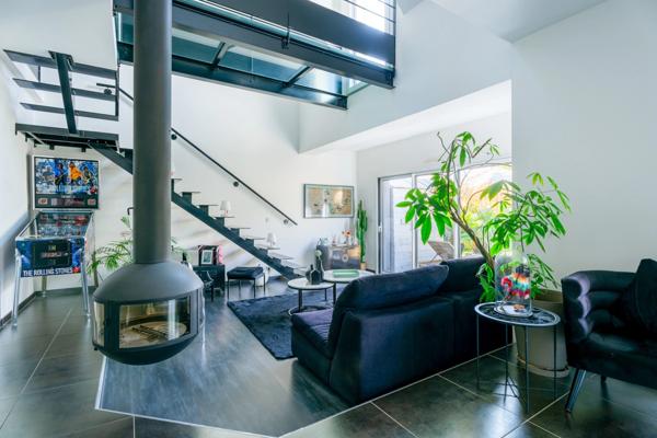 Maison contemporaine de prestige à vendre LARMOR BADEN (56)