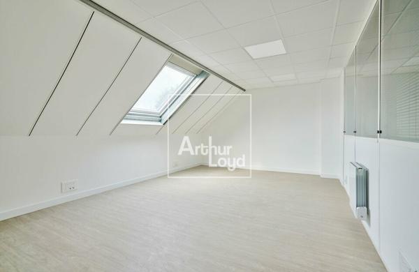 EVRY COURCOURONNES - Bureaux rénovés