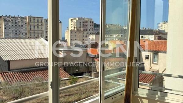Appartement Les Sables D Olonne 2 pièces 37 m² terrasse cave 200 mètres plage et commerces