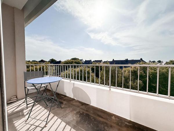 Appartement traversant de 80 m² - Dernier étage au coeur du Bourg de Saint-Herblain