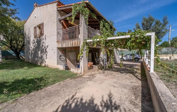 Vente Maison familiale type6 garage/cave Marseille 13ème   