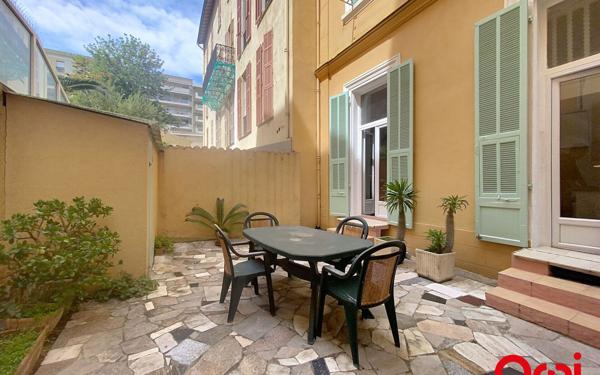 Appartement à vendre    2 pièces • 52,60 m2 Menton