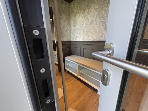 A Louer. Disponible au 1er Septembre 2026. LOCATION MEUBLEE. Quimper, Maison Rénovée & Réhabilitée en Colocation – 4 Chambres