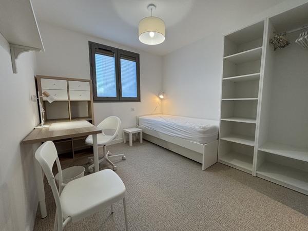A Louer. Disponible au 1er Septembre 2026. LOCATION MEUBLEE. Quimper, Maison Rénovée & Réhabilitée en Colocation – 4 Chambres