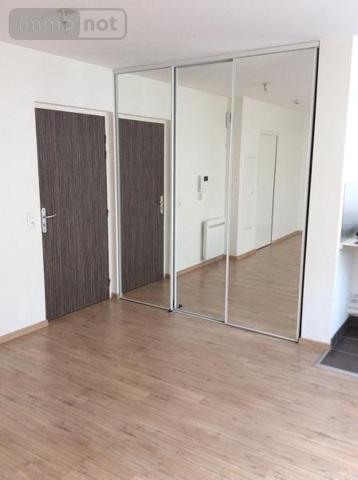 Appartement à louer à Reims dans la Marne (51100), ref : 51082-L843
