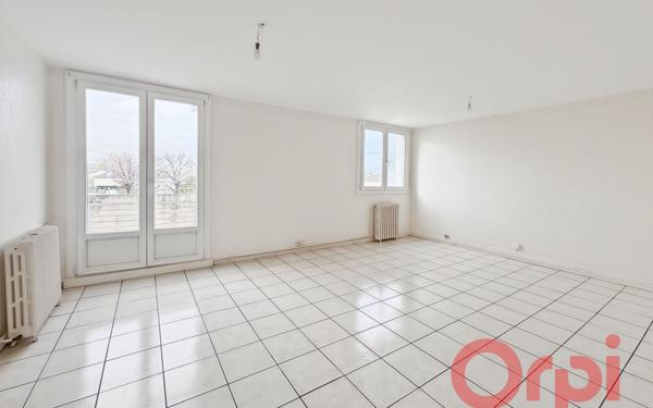 Appartement à vendre    3 pièces •  Saint-Amand-Montrond