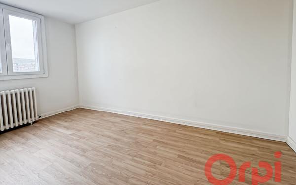 Appartement à vendre    3 pièces •  Saint-Amand-Montrond