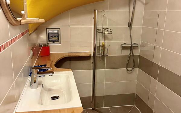 Appartement à vendre    4 pièces •  Saint-Cyr-sur-Mer