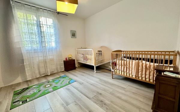 Appartement à vendre    4 pièces •  Saint-Cyr-sur-Mer