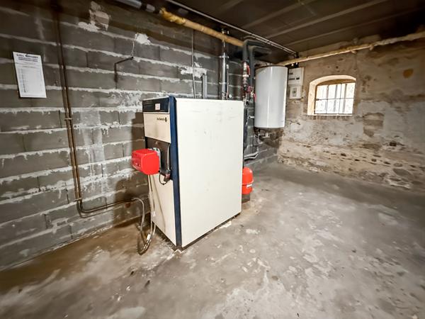 Maison à louer - 5 pièces à PERREUX